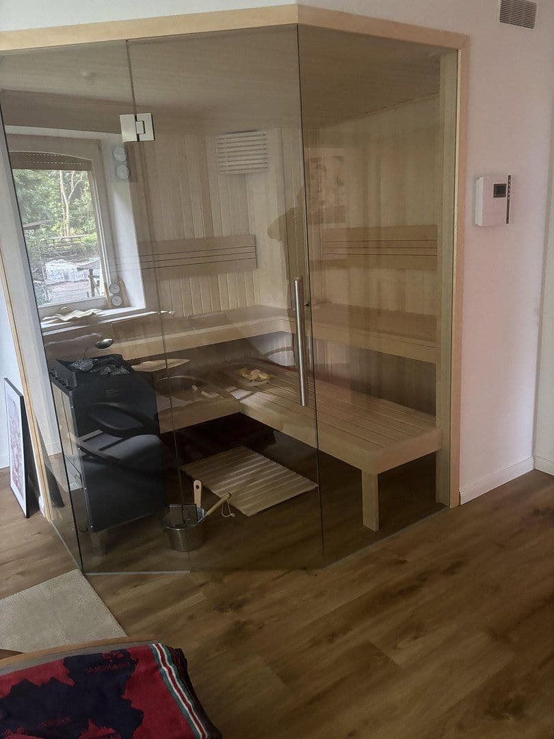 Prodej domu 293 m², pozemek 2.785 m², Lastrup, Dolní Sasko Prodej domu 293 m², pozemek 2.785 m², Lastrup, Dolní Sasko