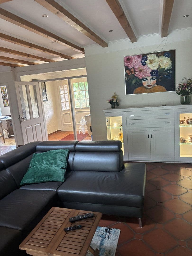 Prodej domu 293 m², pozemek 2.785 m², Lastrup, Dolní Sasko Prodej domu 293 m², pozemek 2.785 m², Lastrup, Dolní Sasko