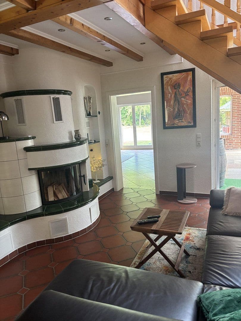 Prodej domu 293 m², pozemek 2.785 m², Lastrup, Dolní Sasko Prodej domu 293 m², pozemek 2.785 m², Lastrup, Dolní Sasko