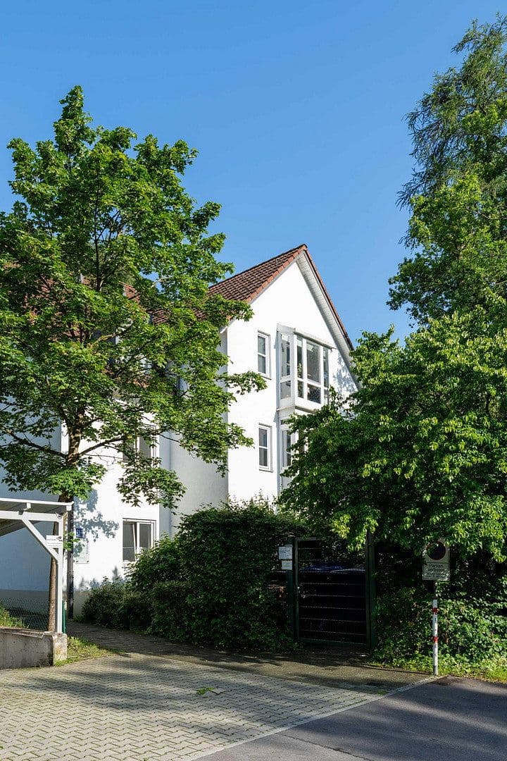 Pronájem bytu 2+1 52 m², Wolfratshauser Str. 243, München, Bavorsko Pronájem bytu 2+1 52 m², Wolfratshauser Str. 243, München, Bavorsko