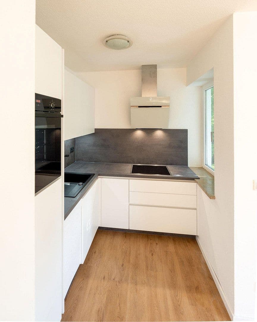 Pronájem bytu 2+1 52 m², Wolfratshauser Str. 243, München, Bavorsko Pronájem bytu 2+1 52 m², Wolfratshauser Str. 243, München, Bavorsko