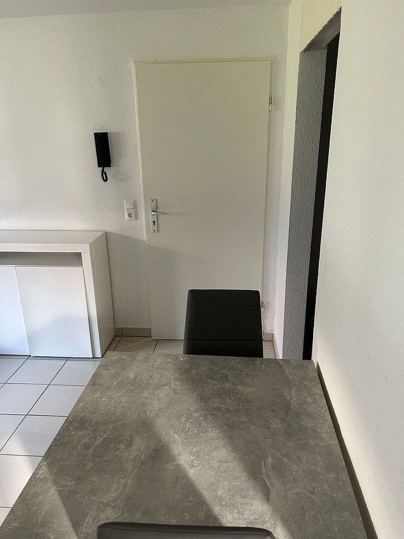 Pronájem bytu 1+1 28 m², Ruhestr. 18, Mainz-Marienborn, Porýní-Falc Pronájem bytu 1+1 28 m², Ruhestr. 18, Mainz-Marienborn, Porýní-Falc