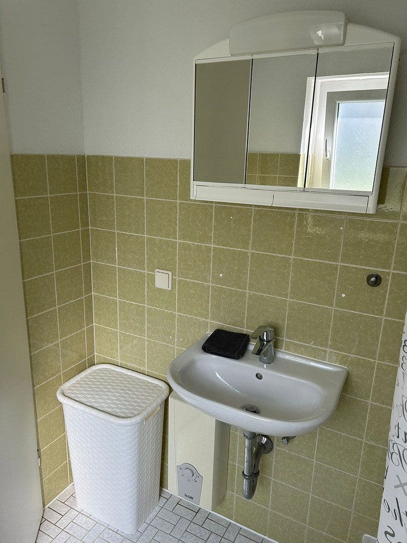 Pronájem bytu 1+1 28 m², Ruhestr. 18, Mainz-Marienborn, Porýní-Falc Pronájem bytu 1+1 28 m², Ruhestr. 18, Mainz-Marienborn, Porýní-Falc