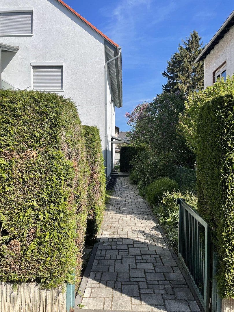 Pronájem bytu 1+1 28 m², Ruhestr. 18, Mainz-Marienborn, Porýní-Falc Pronájem bytu 1+1 28 m², Ruhestr. 18, Mainz-Marienborn, Porýní-Falc