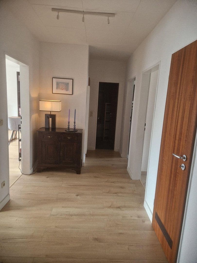Pronájem bytu 3+kk 83 m², Oberhausen, Severní Porýní-Vestfálsko Pronájem bytu 3+kk 83 m², Oberhausen, Severní Porýní-Vestfálsko