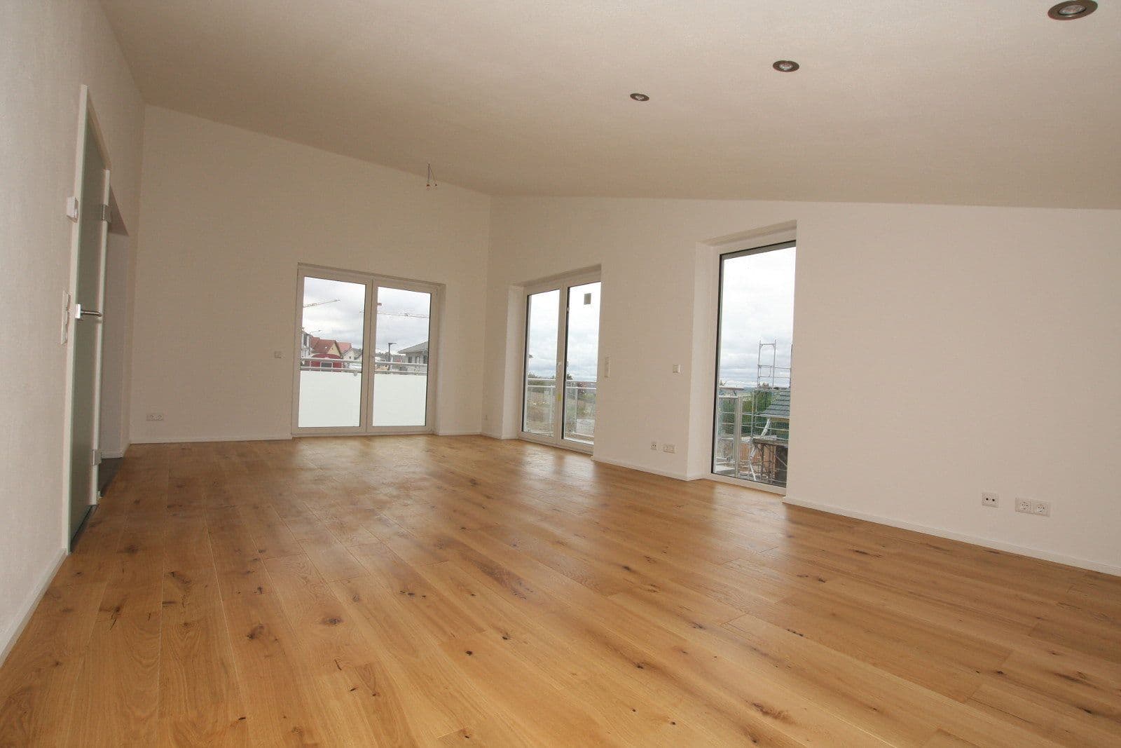 Pronájem bytu 4+1 131 m², Nieder-Olm, Porýní-Falc Pronájem bytu 4+1 131 m², Nieder-Olm, Porýní-Falc