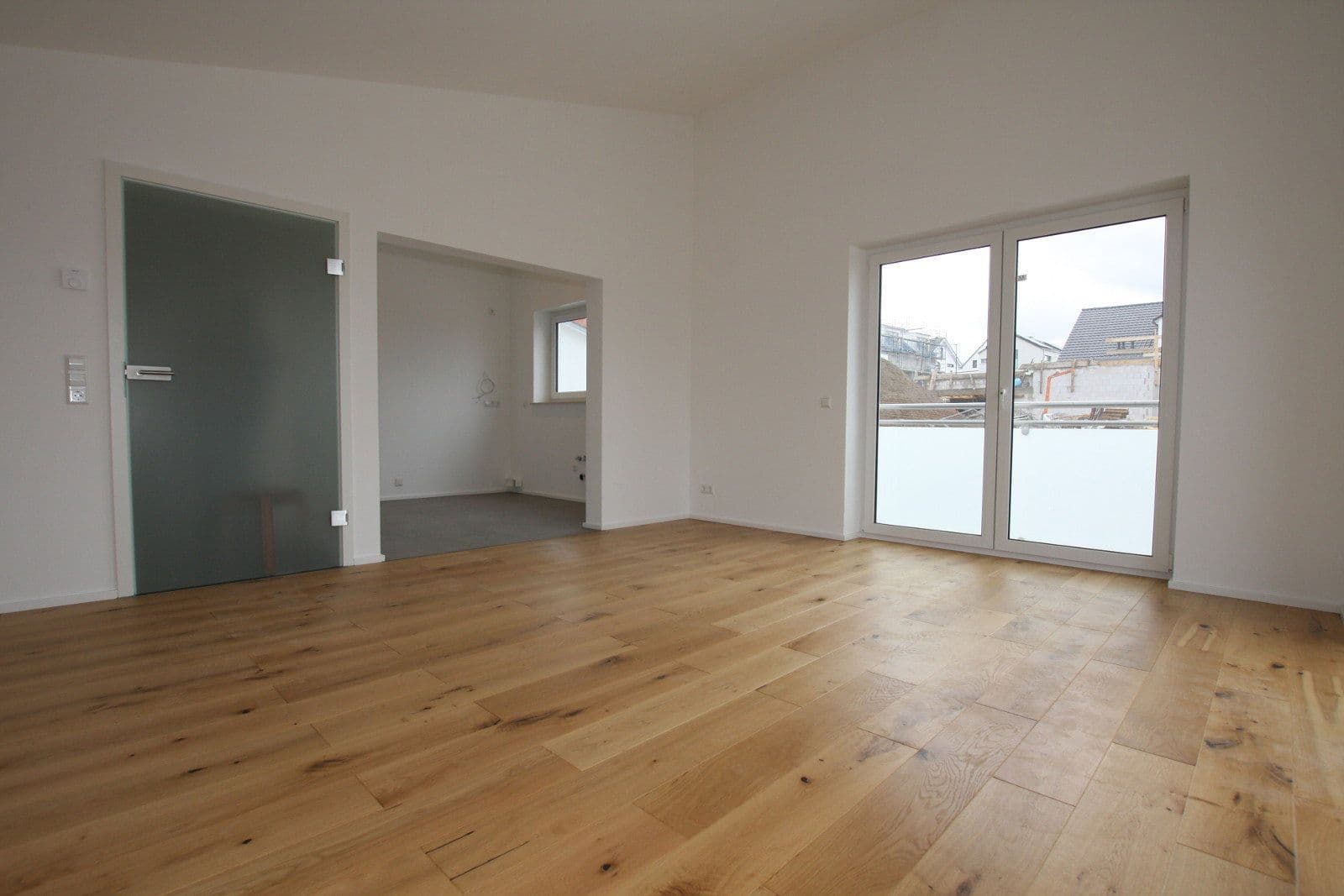 Pronájem bytu 4+1 131 m², Nieder-Olm, Porýní-Falc Pronájem bytu 4+1 131 m², Nieder-Olm, Porýní-Falc