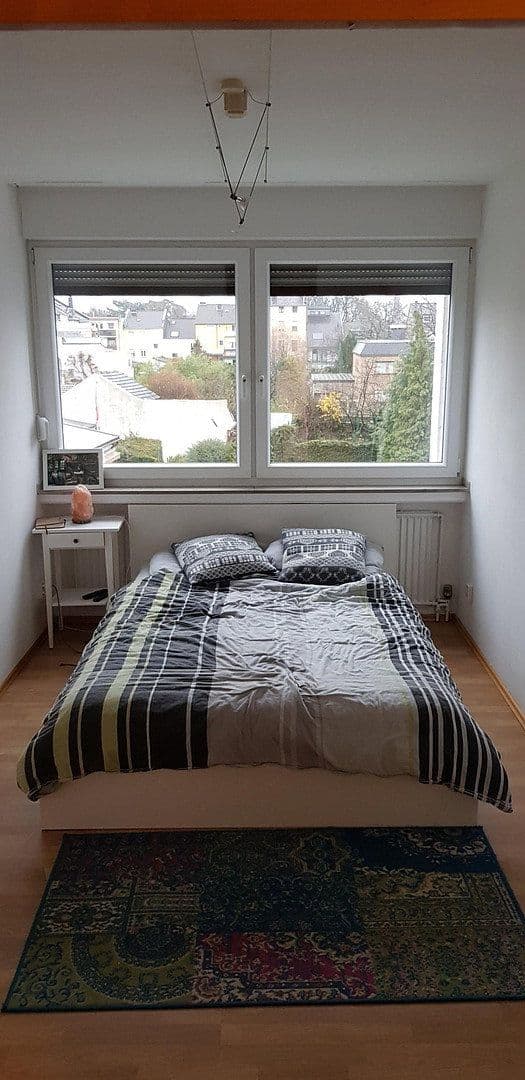 Pronájem bytu 3+1 83 m², Bonn, Severní Porýní-Vestfálsko Pronájem bytu 3+1 83 m², Bonn, Severní Porýní-Vestfálsko