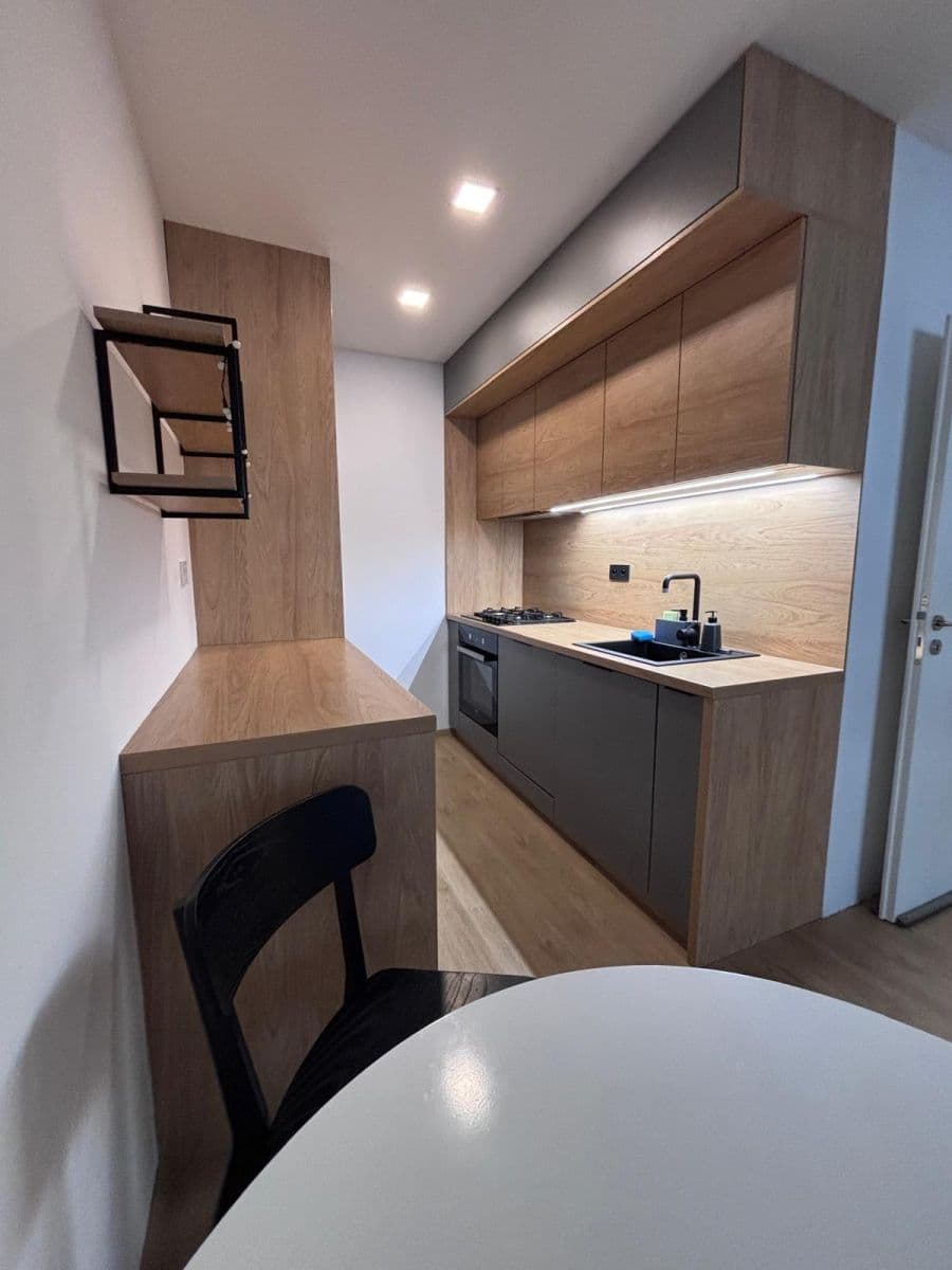 Pronájem bytu 2+kk 46 m², Novodvorská, Praha, Praha Pronájem bytu 2+kk 46 m², Novodvorská, Praha, Praha