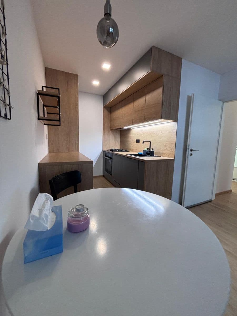 Pronájem bytu 2+kk 46 m², Novodvorská, Praha, Praha Pronájem bytu 2+kk 46 m², Novodvorská, Praha, Praha
