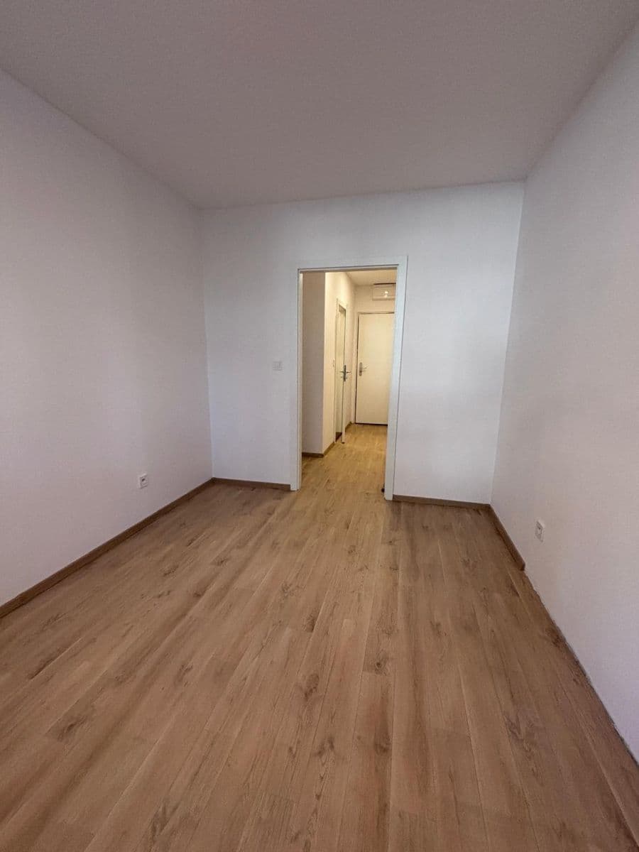 Pronájem bytu 2+kk 46 m², Novodvorská, Praha, Praha Pronájem bytu 2+kk 46 m², Novodvorská, Praha, Praha