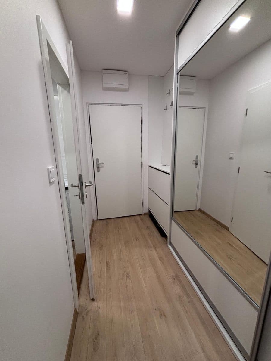 Pronájem bytu 2+kk 46 m², Novodvorská, Praha, Praha Pronájem bytu 2+kk 46 m², Novodvorská, Praha, Praha