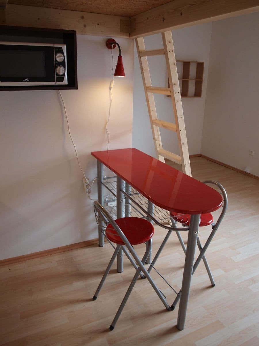Pronájem bytu 1+kk 25 m², Ořechová, Rebešovice, Jihomoravský kraj Pronájem bytu 1+kk 25 m², Ořechová, Rebešovice, Jihomoravský kraj