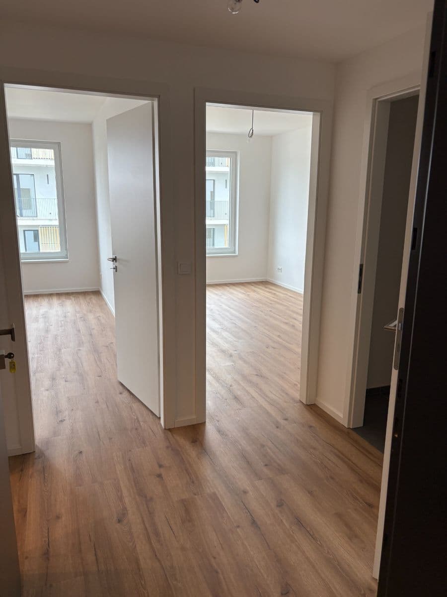 Pronájem bytu 2+kk 52 m², U Engerthu, Kladno, Středočeský kraj Pronájem bytu 2+kk 52 m², U Engerthu, Kladno, Středočeský kraj