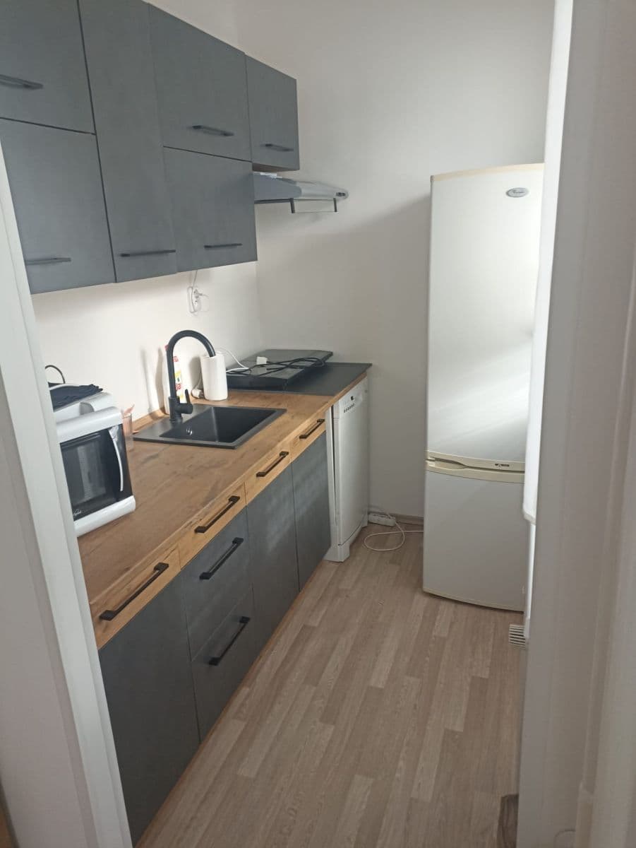 Pronájem bytu 1+1 34 m², Sládkovičova, Praha, Praha Pronájem bytu 1+1 34 m², Sládkovičova, Praha, Praha
