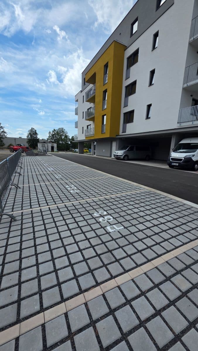 Pronájem bytu 3+kk 72 m², U Kasáren, Dašice, Pardubický kraj Pronájem bytu 3+kk 72 m², U Kasáren, Dašice, Pardubický kraj