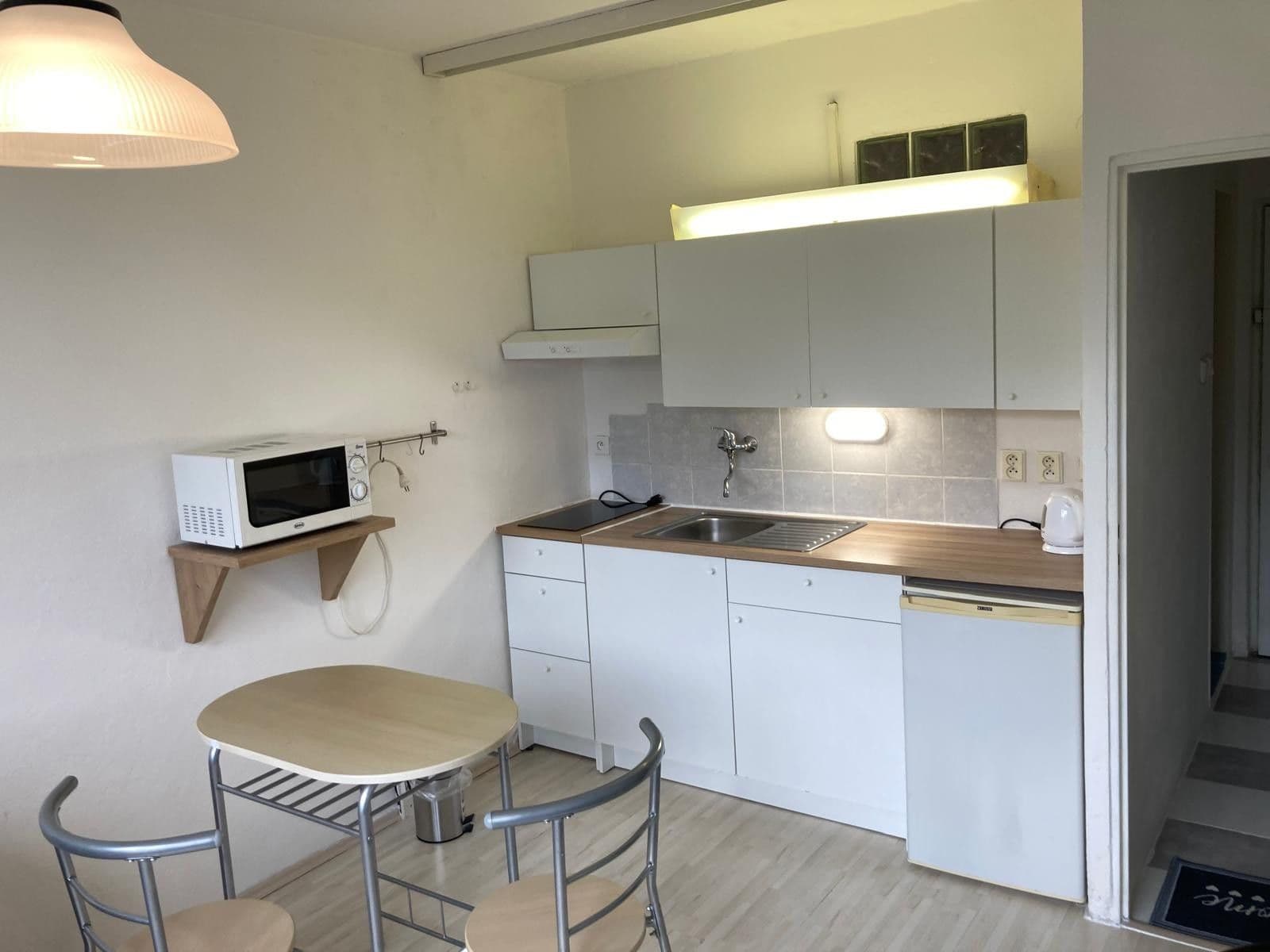 Pronájem bytu 1+kk 22 m², Ruprechtická, Liberec, Liberecký kraj Pronájem bytu 1+kk 22 m², Ruprechtická, Liberec, Liberecký kraj