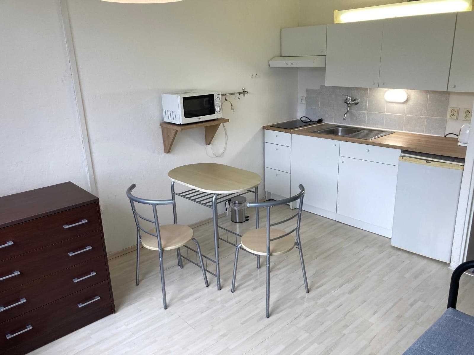 Pronájem bytu 1+kk 22 m², Ruprechtická, Liberec, Liberecký kraj Pronájem bytu 1+kk 22 m², Ruprechtická, Liberec, Liberecký kraj