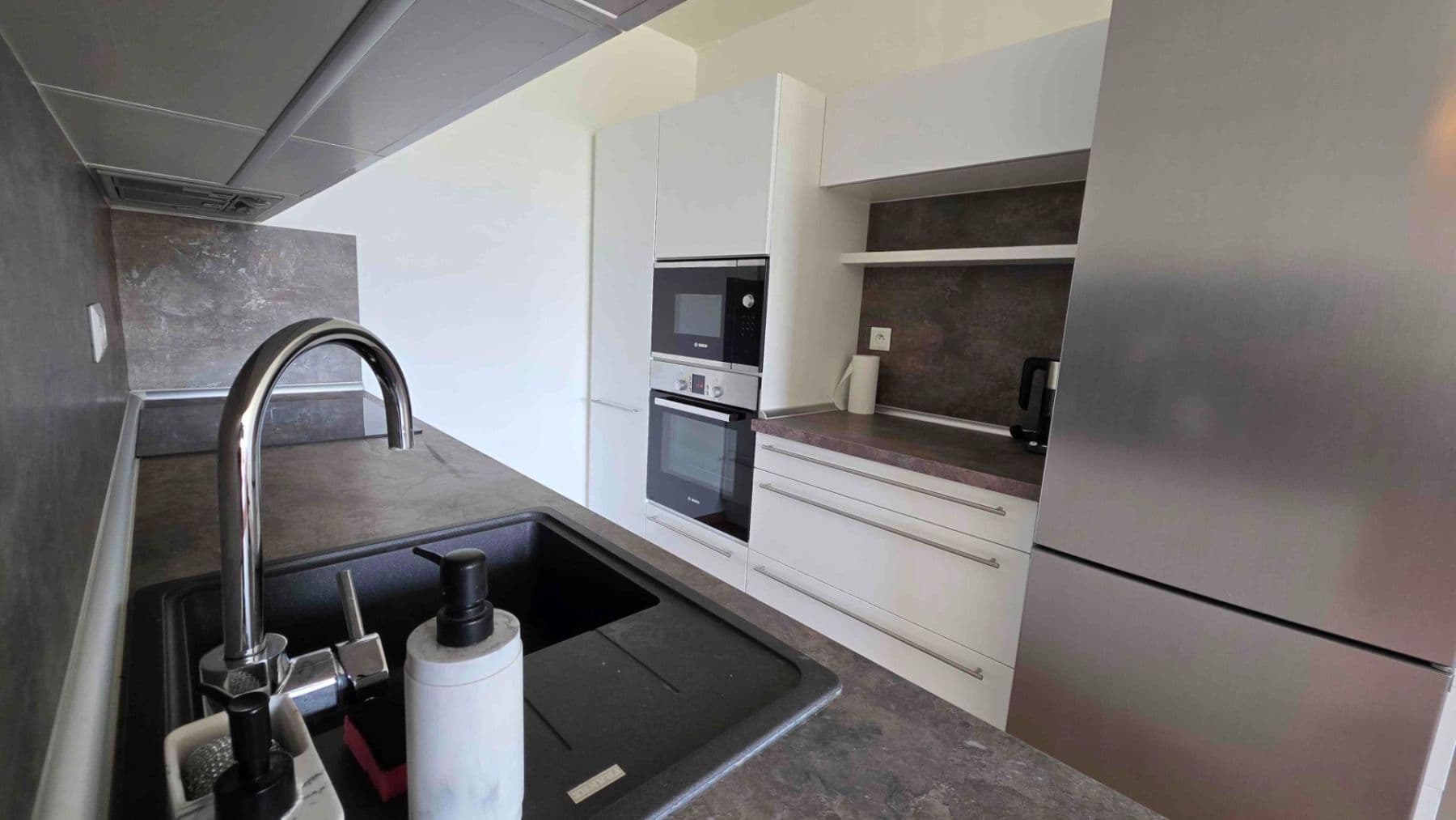 Pronájem bytu 2+kk 46 m², V Hůrkách, Praha, Praha Pronájem bytu 2+kk 46 m², V Hůrkách, Praha, Praha
