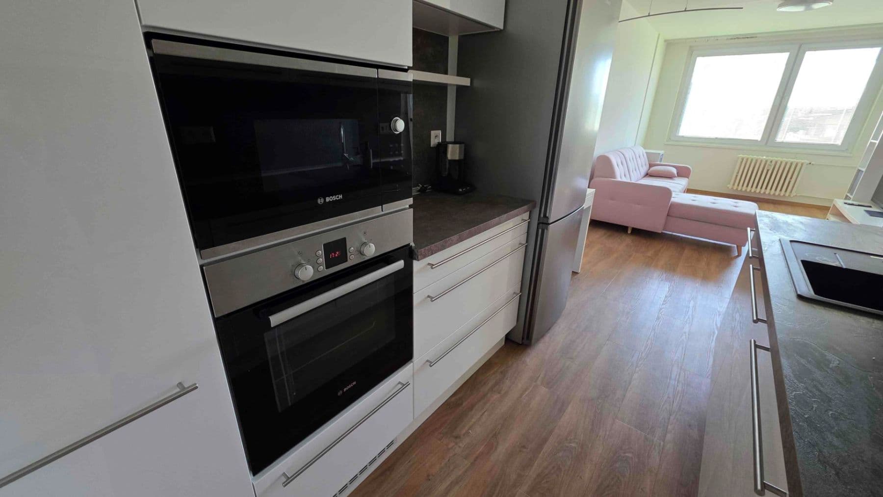 Pronájem bytu 2+kk 46 m², V Hůrkách, Praha, Praha Pronájem bytu 2+kk 46 m², V Hůrkách, Praha, Praha
