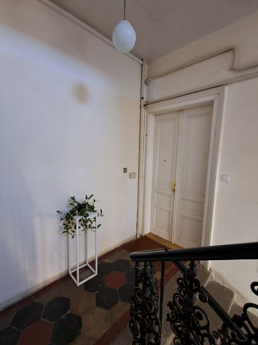 Pronájem bytu 4+1 114 m², Belgická, Praha, Praha Pronájem bytu 4+1 114 m², Belgická, Praha, Praha