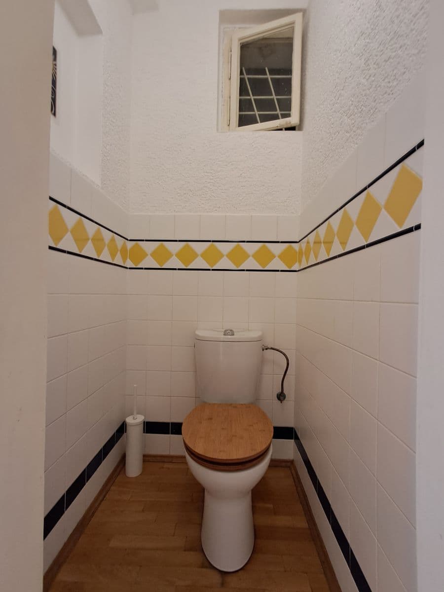 Pronájem bytu 4+1 114 m², Belgická, Praha, Praha Pronájem bytu 4+1 114 m², Belgická, Praha, Praha