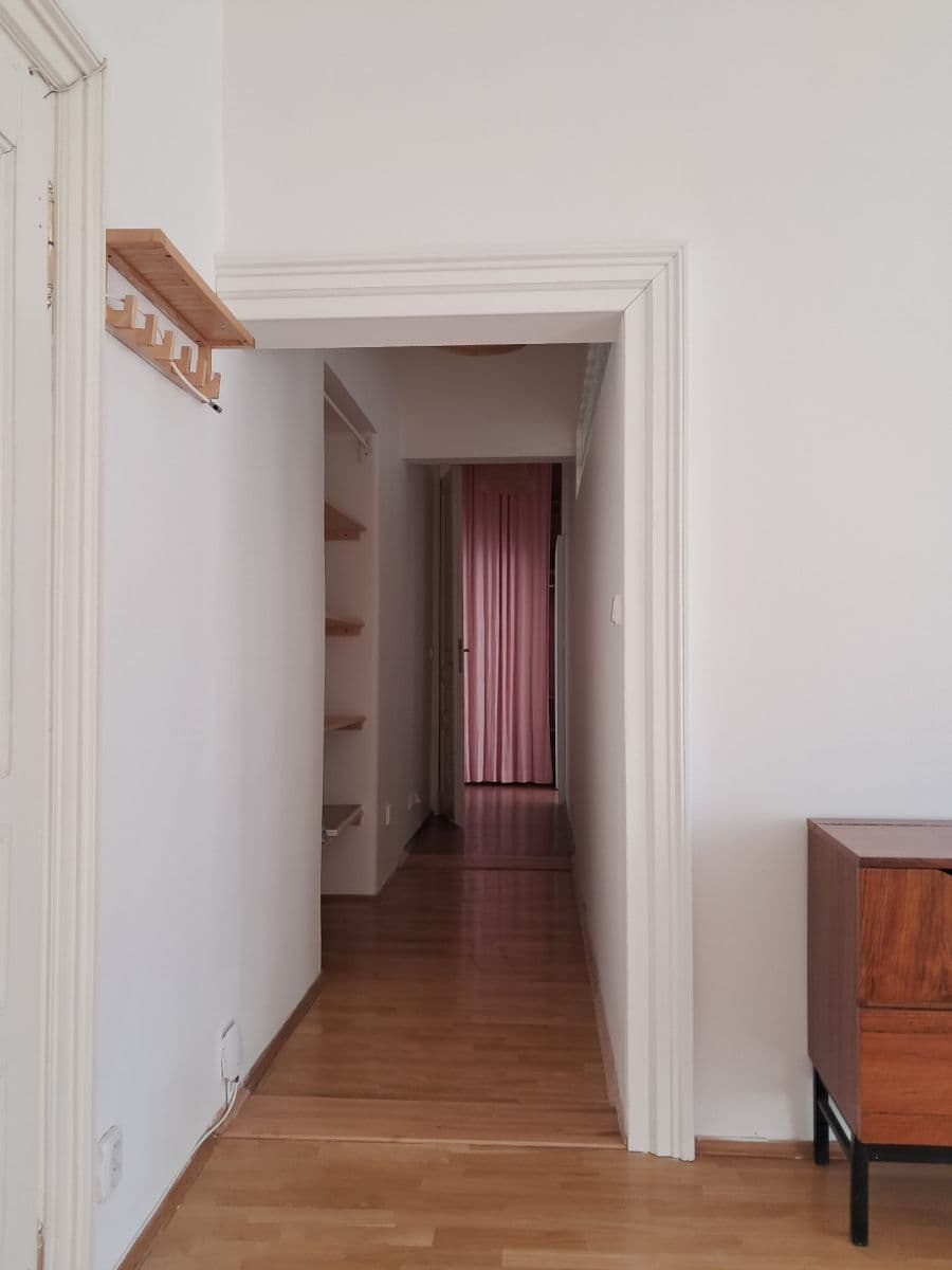 Pronájem bytu 4+1 114 m², Belgická, Praha, Praha Pronájem bytu 4+1 114 m², Belgická, Praha, Praha