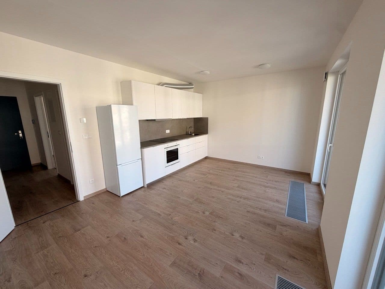 Pronájem bytu 2+kk 40 m², Haenkeho, Praha, Praha Pronájem bytu 2+kk 40 m², Haenkeho, Praha, Praha