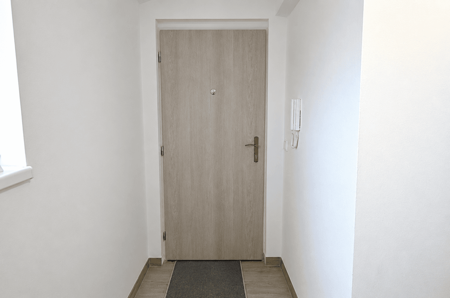 Prodej bytu 1+kk 29 m², Škvorec, Středočeský kraj Prodej bytu 1+kk 29 m², Škvorec, Středočeský kraj
