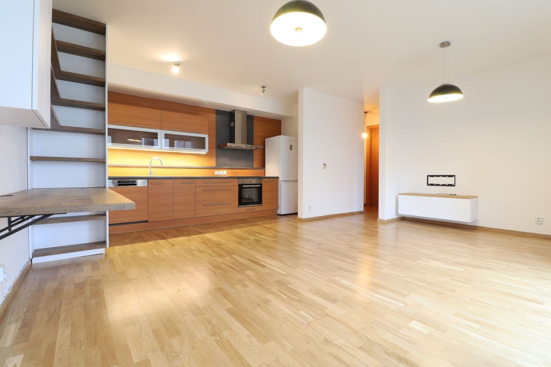 Pronájem bytu 2+kk 56 m², Vršovická, Praha, Praha Pronájem bytu 2+kk 56 m², Vršovická, Praha, Praha