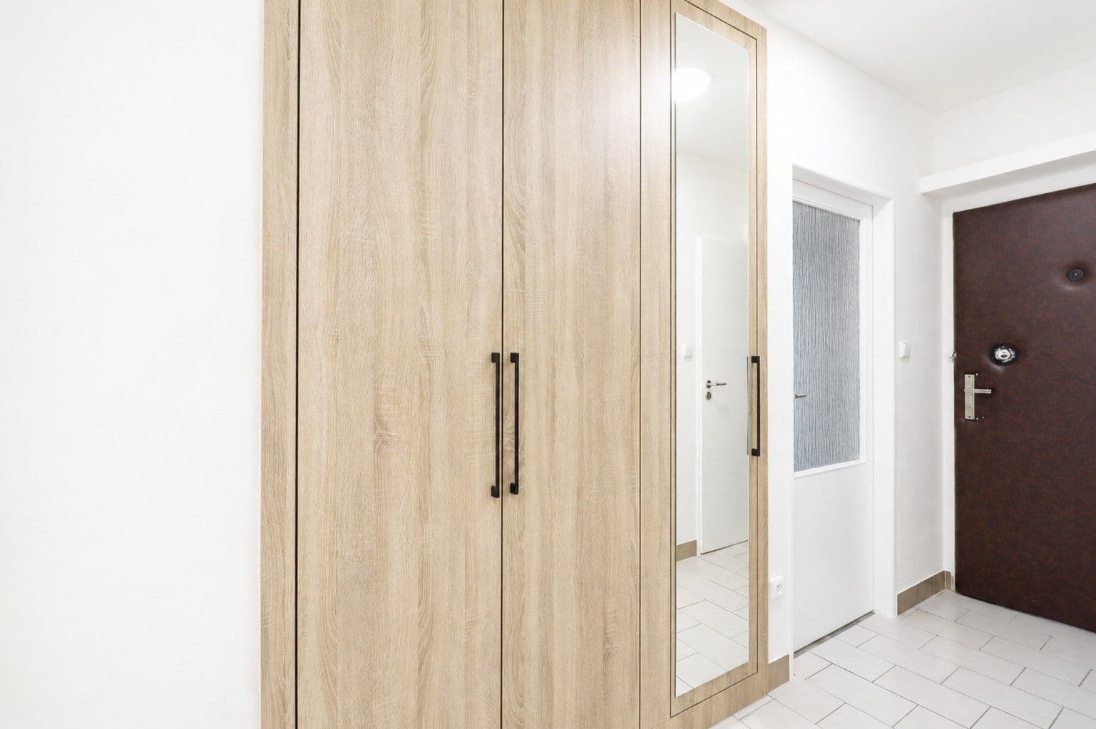 Pronájem bytu 2+1 59 m², Jeseniova, Praha, Praha Pronájem bytu 2+1 59 m², Jeseniova, Praha, Praha
