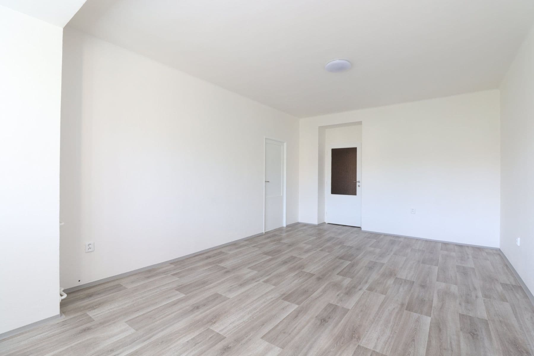 Pronájem bytu 2+1 59 m², Jeseniova, Praha, Praha Pronájem bytu 2+1 59 m², Jeseniova, Praha, Praha