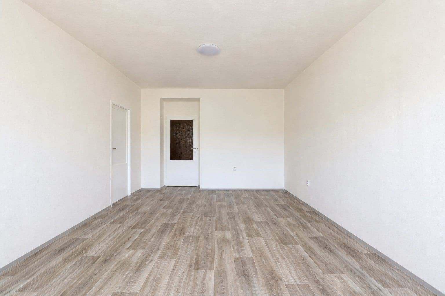 Pronájem bytu 2+1 59 m², Jeseniova, Praha, Praha Pronájem bytu 2+1 59 m², Jeseniova, Praha, Praha