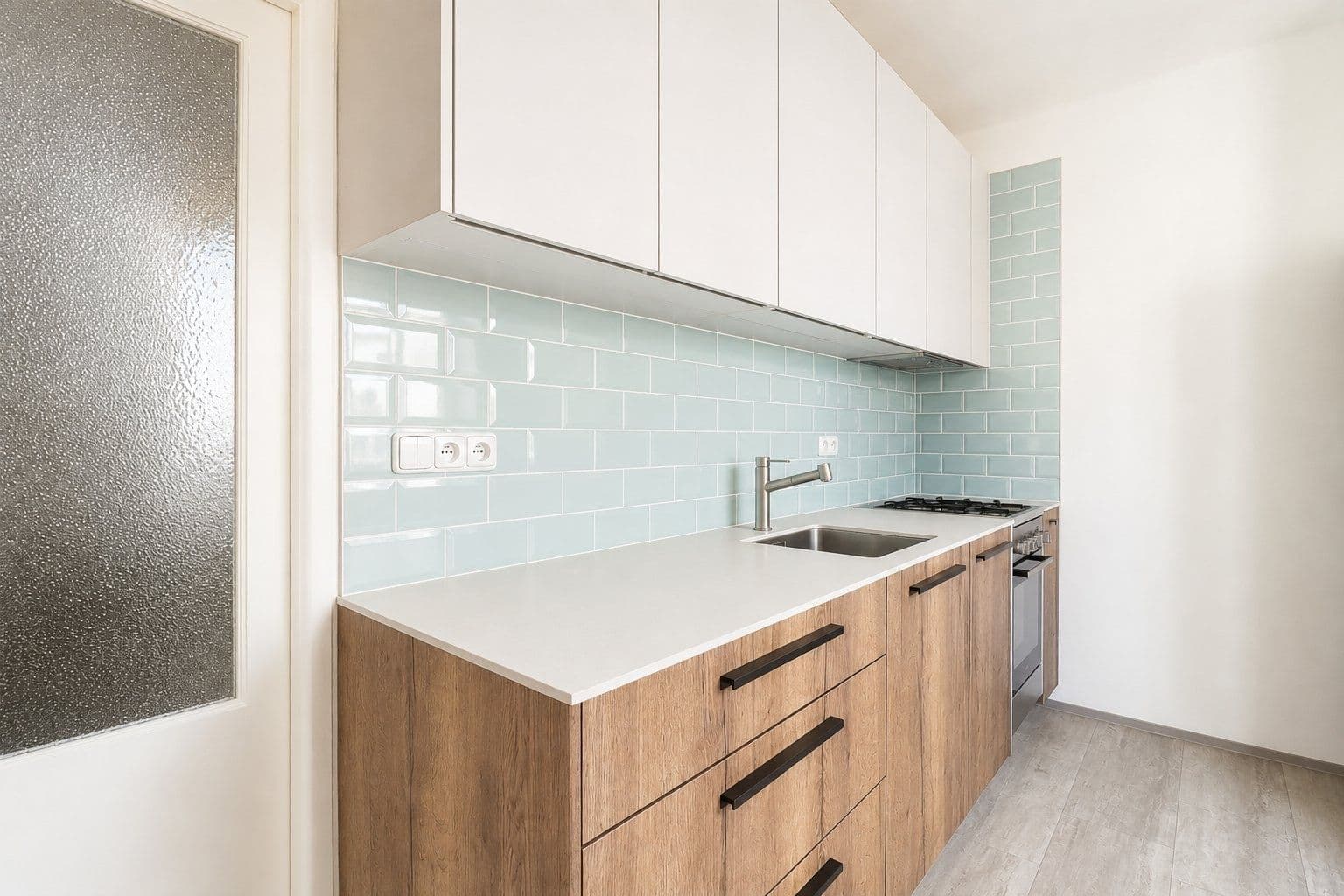 Pronájem bytu 2+1 59 m², Jeseniova, Praha, Praha Pronájem bytu 2+1 59 m², Jeseniova, Praha, Praha