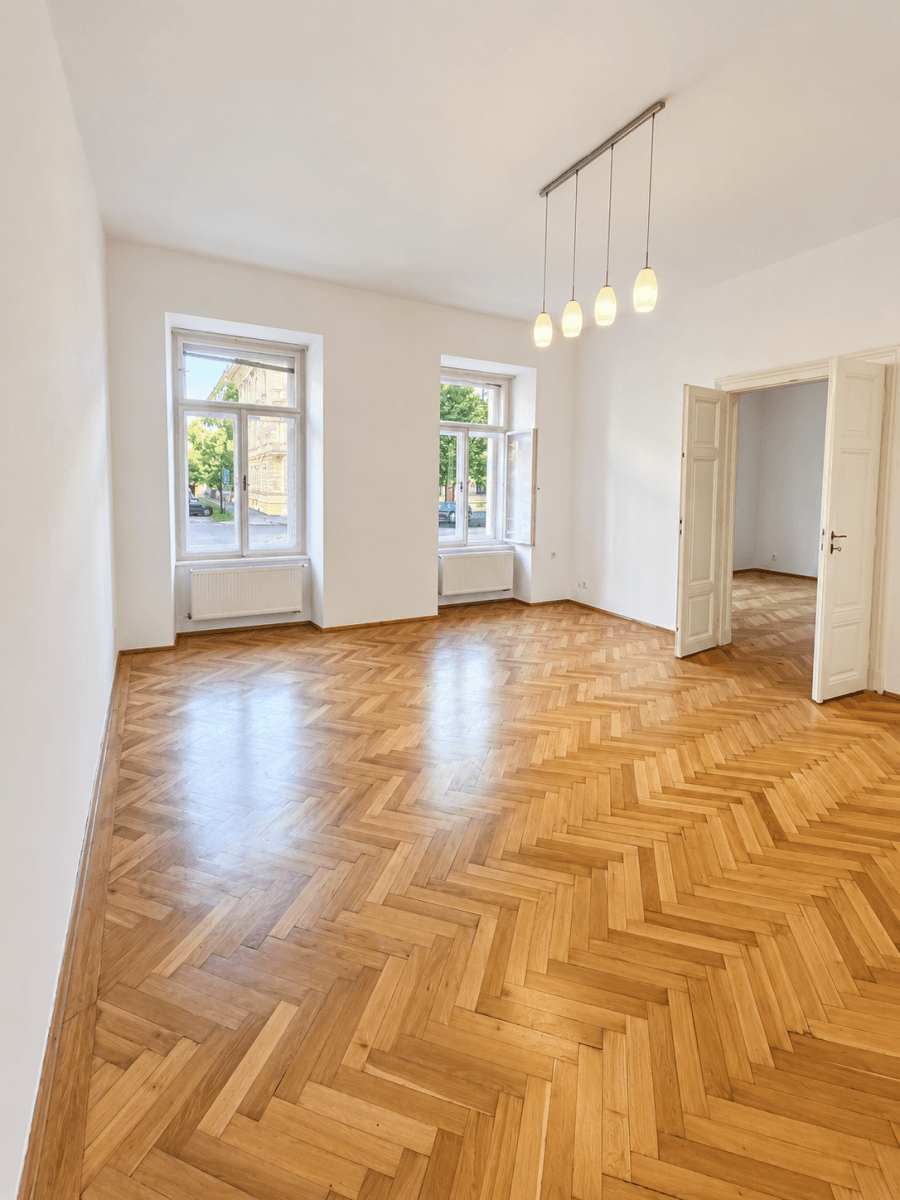 Pronájem bytu 4+1 131 m², třída Kpt. Jaroše, Brno, Jihomoravský kraj Pronájem bytu 4+1 131 m², třída Kpt. Jaroše, Brno, Jihomoravský kraj