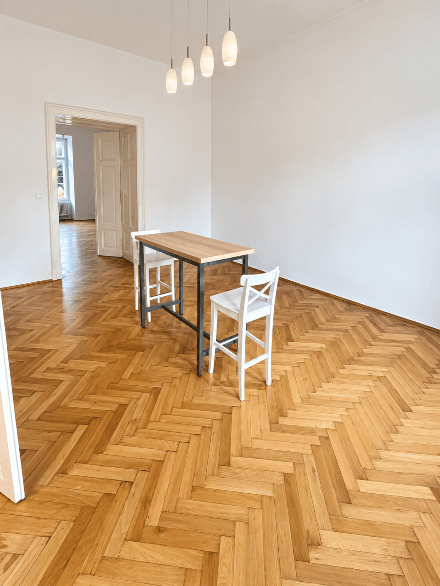 Pronájem bytu 4+1 131 m², třída Kpt. Jaroše, Brno, Jihomoravský kraj Pronájem bytu 4+1 131 m², třída Kpt. Jaroše, Brno, Jihomoravský kraj