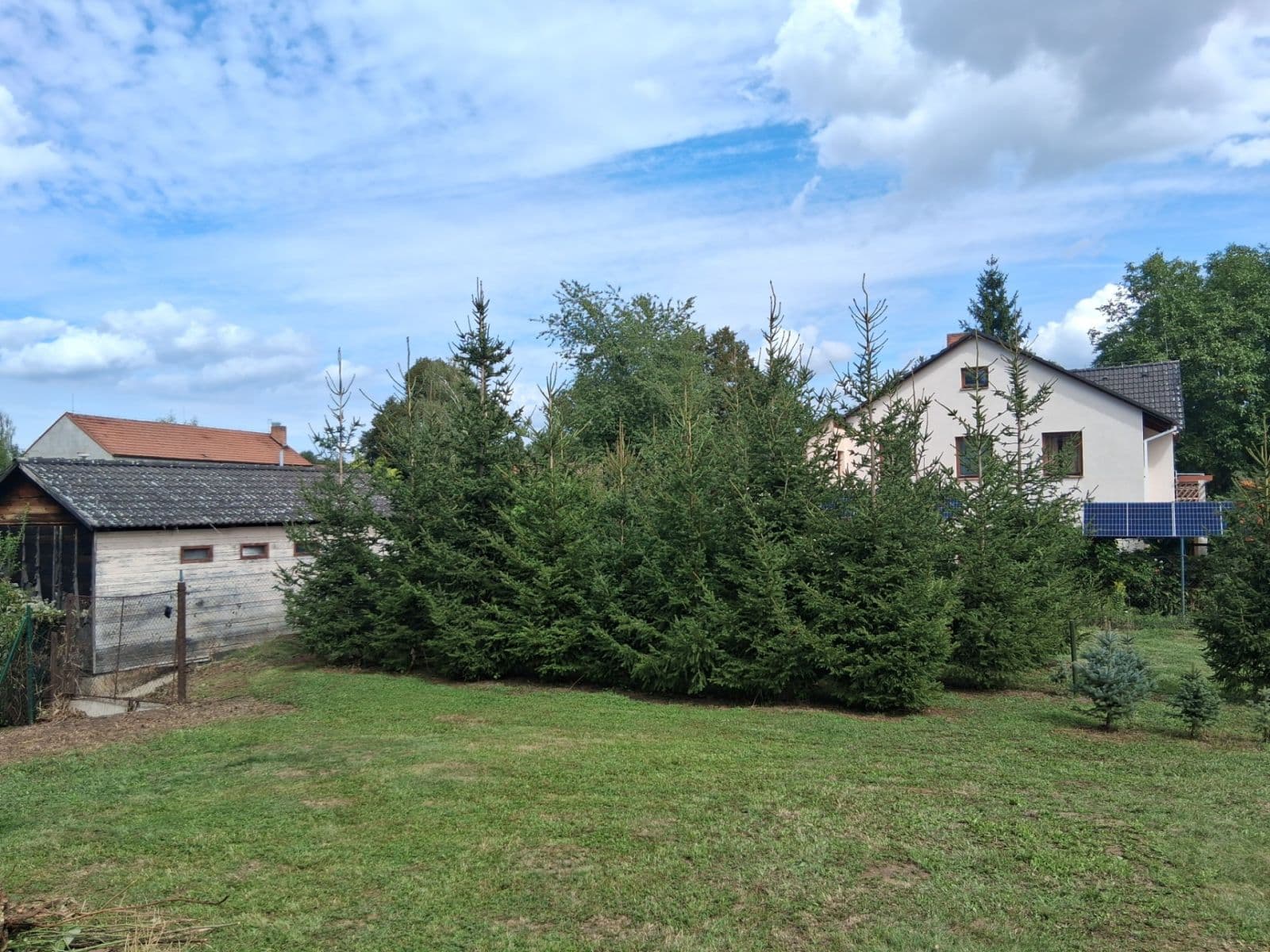 Pronájem pozemku 1.300 m², Roztoky, Středočeský kraj Pronájem pozemku 1.300 m², Roztoky, Středočeský kraj
