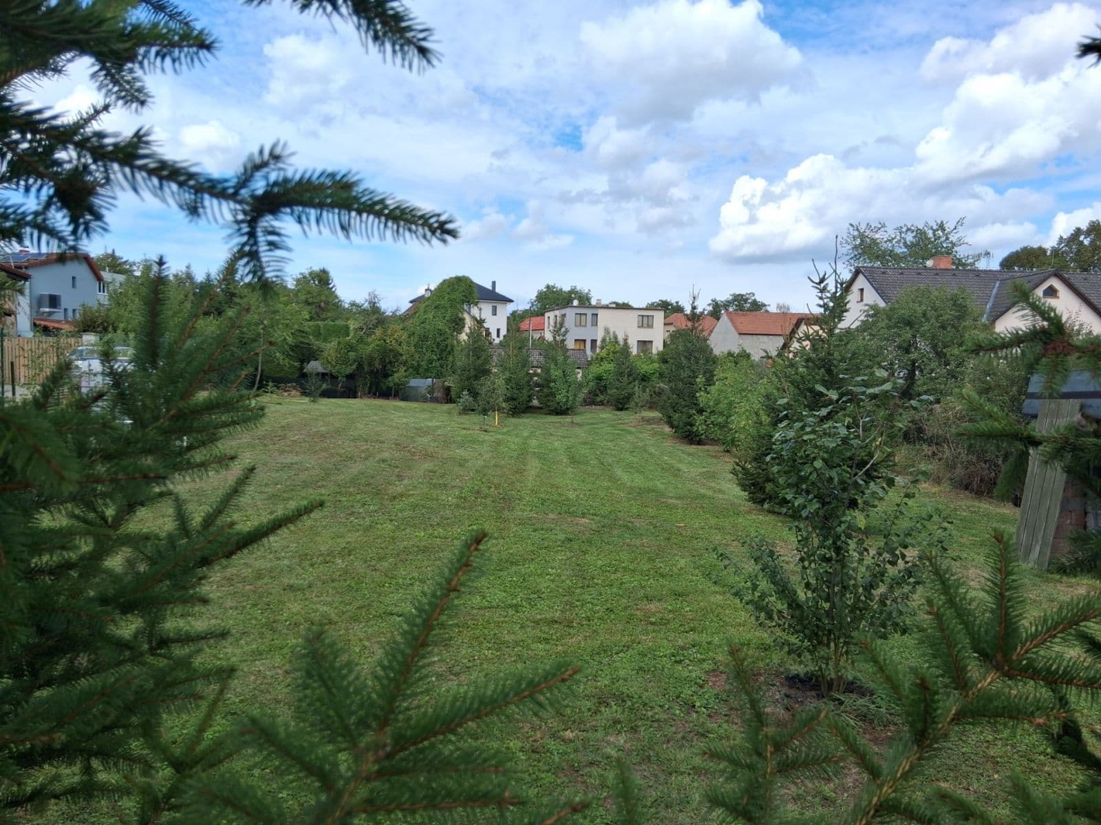 Pronájem pozemku 1.300 m², Roztoky, Středočeský kraj Pronájem pozemku 1.300 m², Roztoky, Středočeský kraj