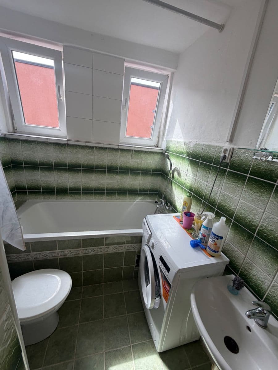 Pronájem bytu 2+1 68 m², Hejtmanská, Praha, Praha Pronájem bytu 2+1 68 m², Hejtmanská, Praha, Praha