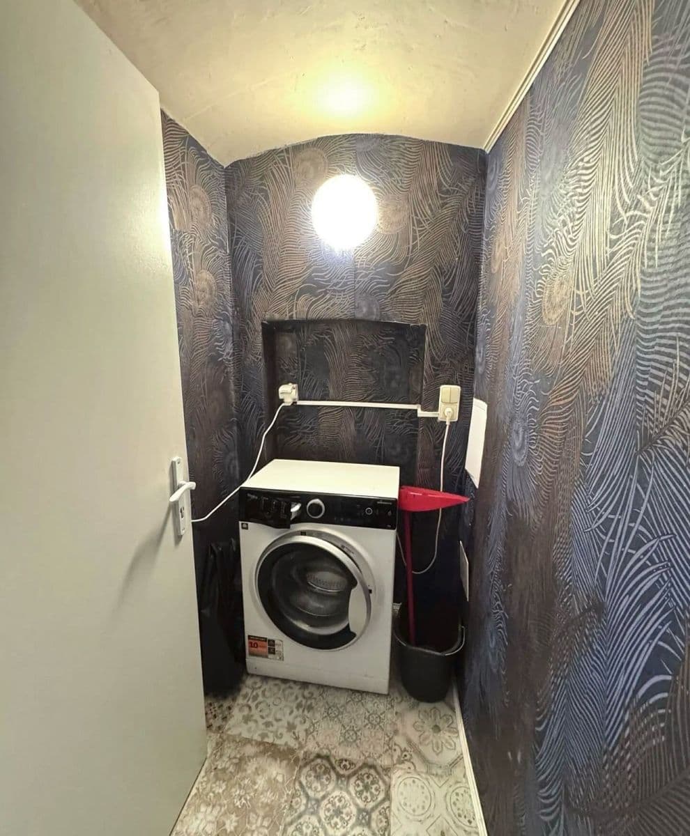 Prodej bytu 2+kk 48 m², Pod Jelením skokem, Karlovy Vary, Karlovarský kraj Prodej bytu 2+kk 48 m², Pod Jelením skokem, Karlovy Vary, Karlovarský kraj
