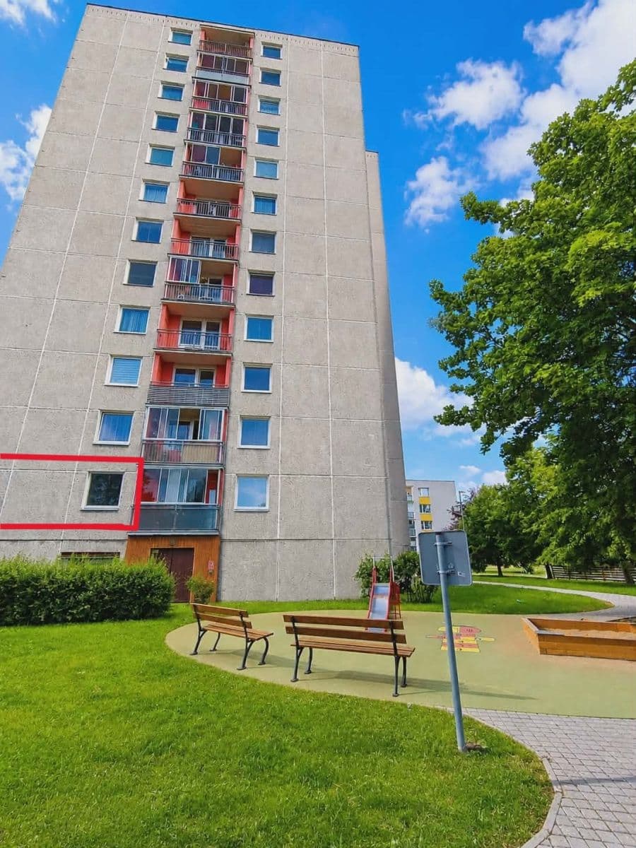 Prodej bytu 3+1 74 m², Kunětická, Pardubice, Pardubický kraj Prodej bytu 3+1 74 m², Kunětická, Pardubice, Pardubický kraj