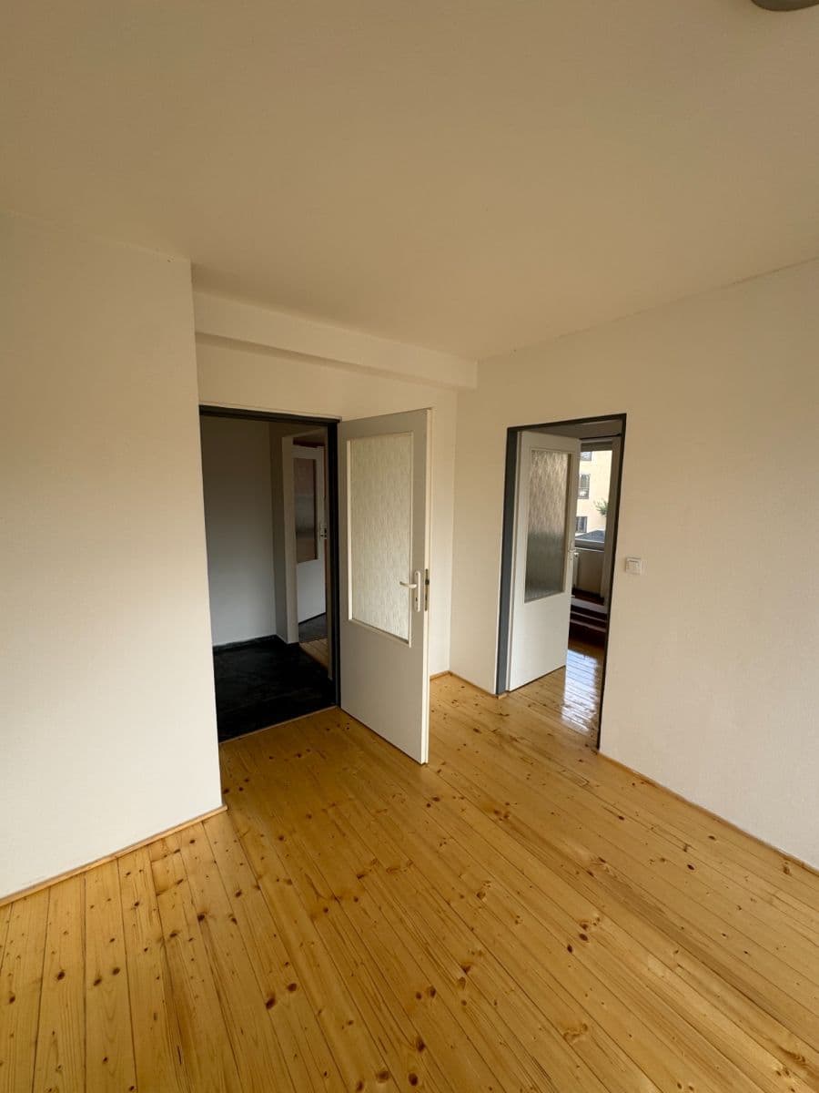 Pronájem bytu 1+1 46 m², Fügnerova, Děčín, Ústecký kraj Pronájem bytu 1+1 46 m², Fügnerova, Děčín, Ústecký kraj