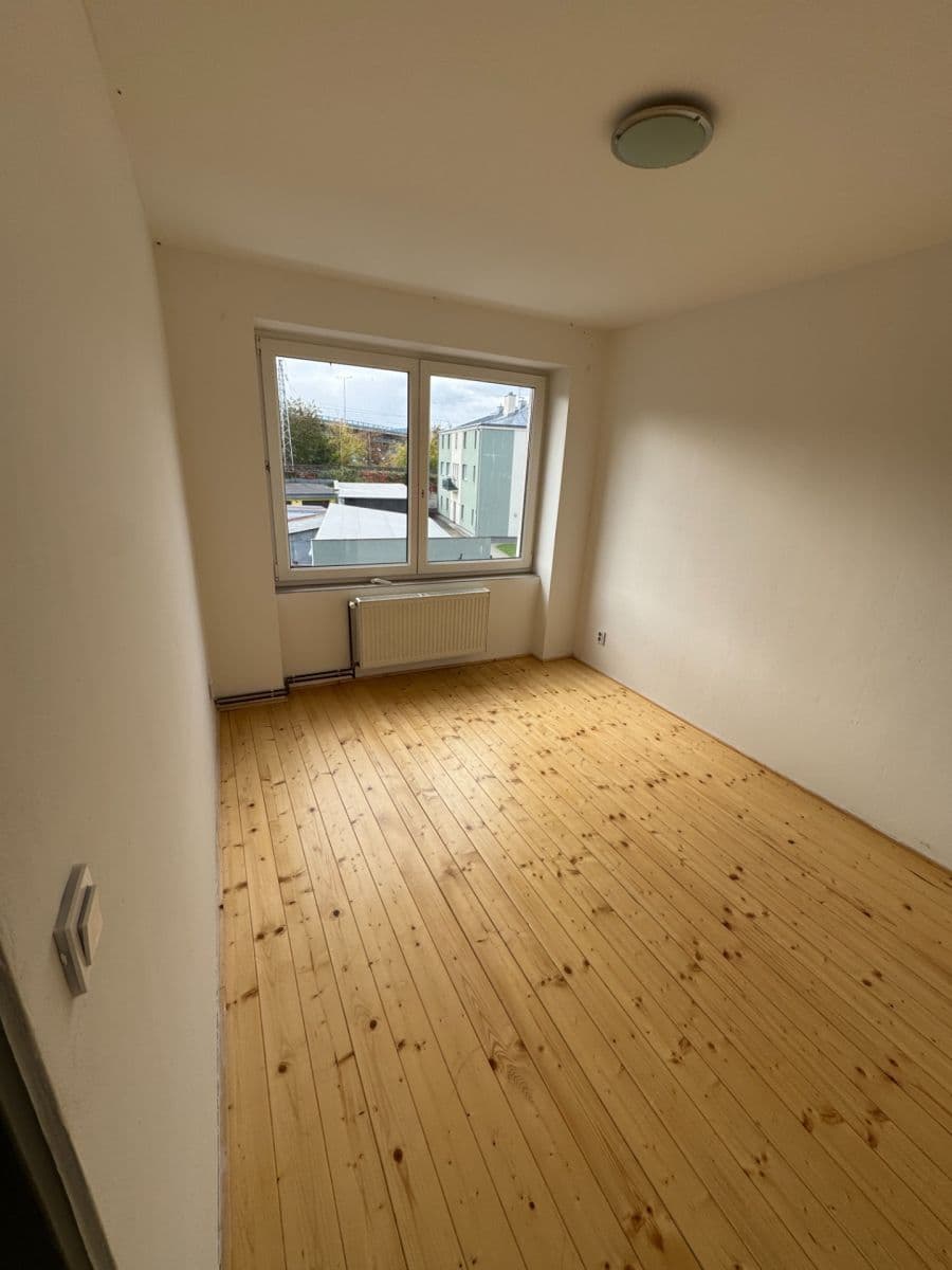 Pronájem bytu 1+1 46 m², Fügnerova, Děčín, Ústecký kraj Pronájem bytu 1+1 46 m², Fügnerova, Děčín, Ústecký kraj
