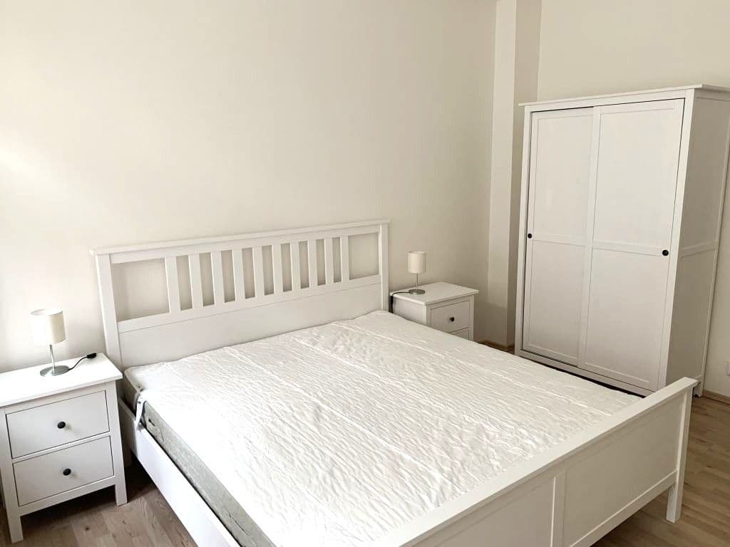 Pronájem bytu 2+kk 70 m², Ostrovní, Praha, Praha Pronájem bytu 2+kk 70 m², Ostrovní, Praha, Praha