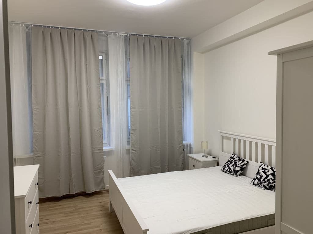 Pronájem bytu 2+kk 70 m², Ostrovní, Praha, Praha Pronájem bytu 2+kk 70 m², Ostrovní, Praha, Praha