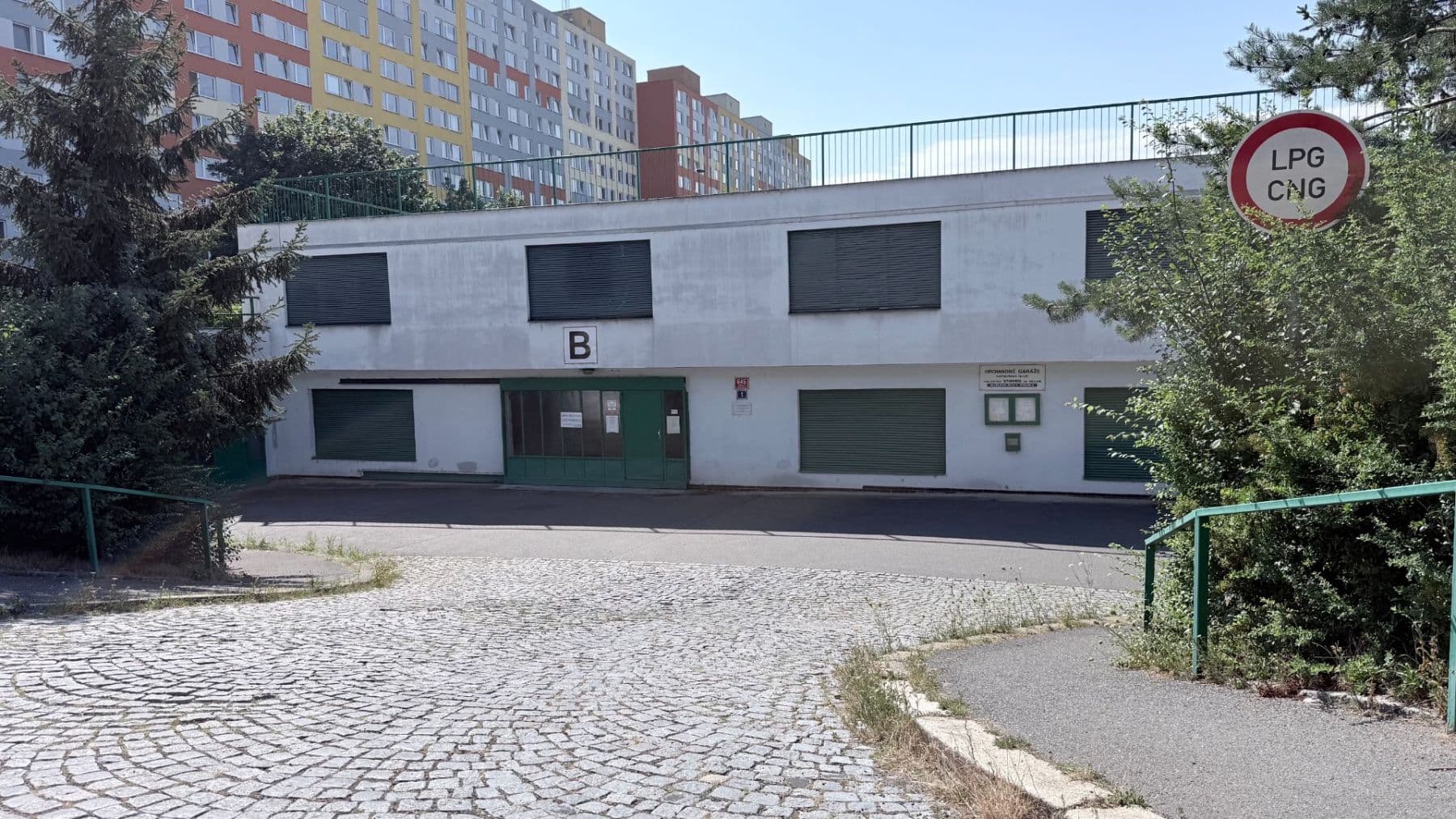 Prodej garáže 18 m², Praha, Praha Prodej garáže 18 m², Praha, Praha