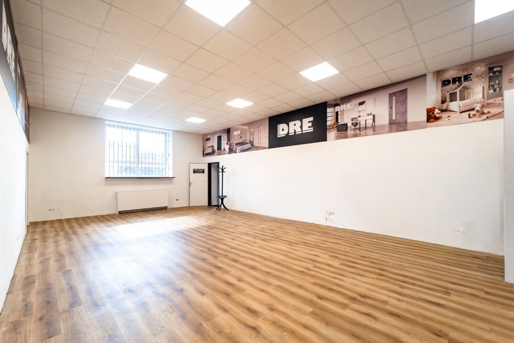 Pronájem nebytového prostoru 105 m², Těšínská, Orlová, Moravskoslezský kraj Pronájem nebytového prostoru 105 m², Těšínská, Orlová, Moravskoslezský kraj