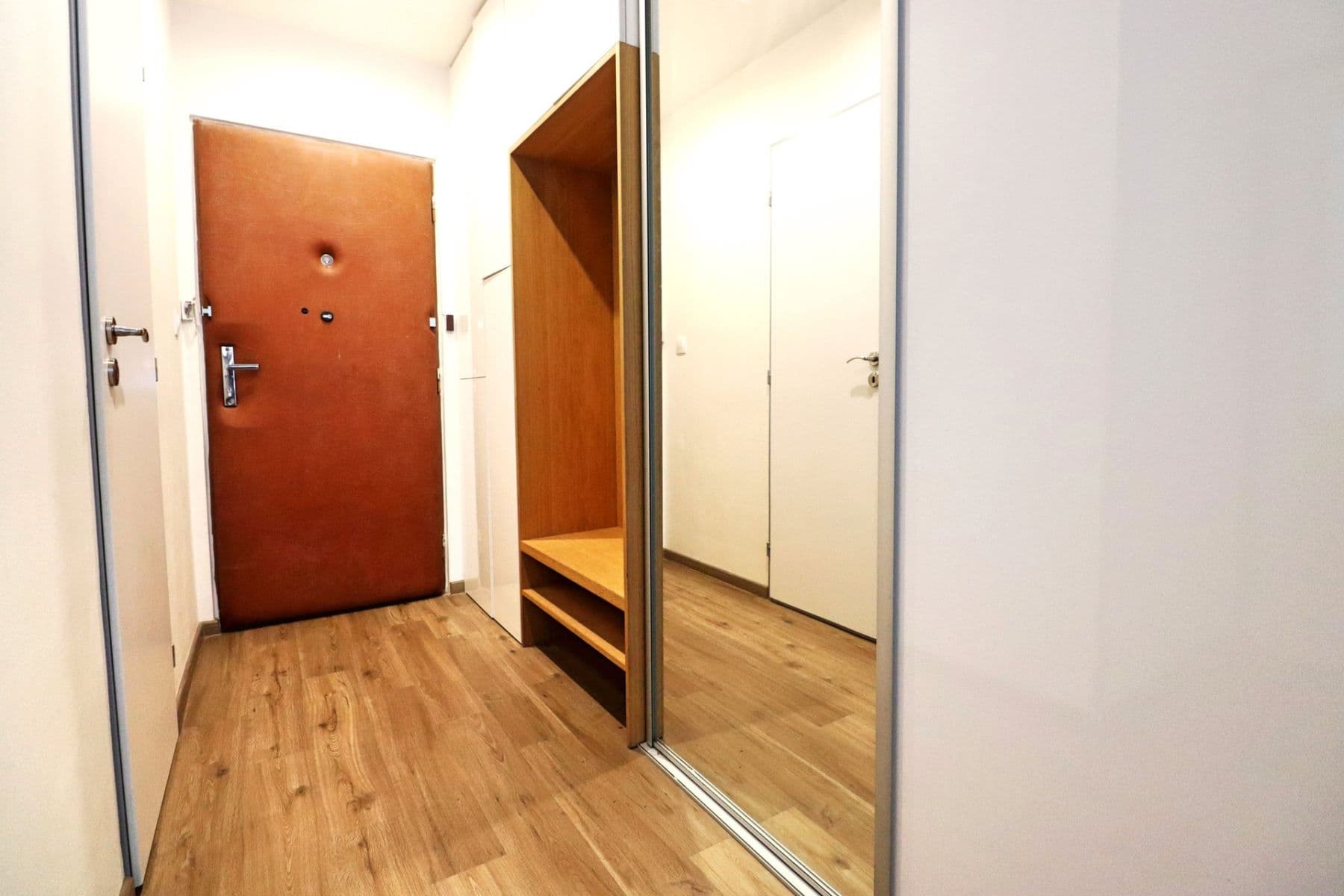 Pronájem bytu 2+kk 40 m², Litvínovská, Praha, Praha Pronájem bytu 2+kk 40 m², Litvínovská, Praha, Praha