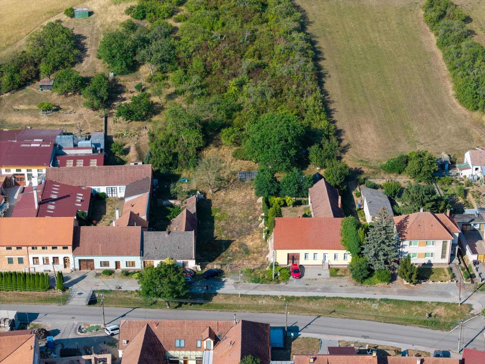 Prodej pozemku 3.400 m², Mělčany, Jihomoravský kraj Prodej pozemku 3.400 m², Mělčany, Jihomoravský kraj