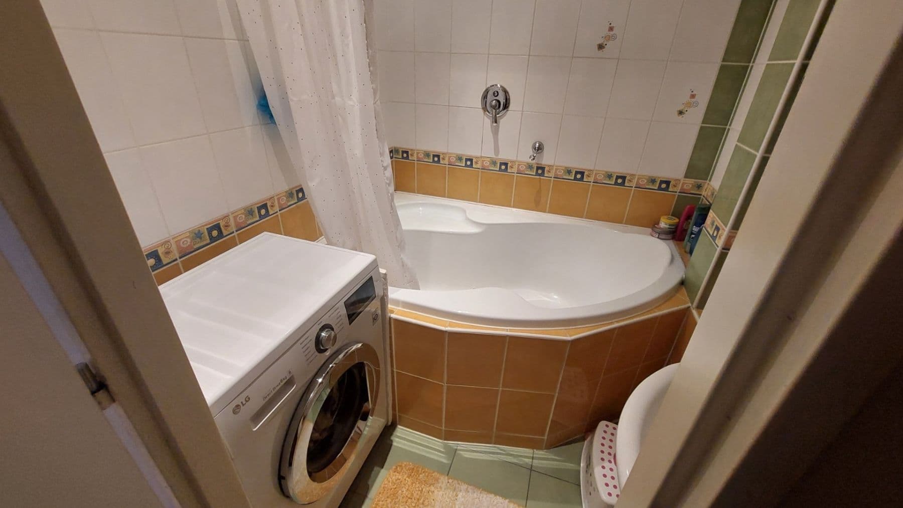 Prodej bytu 4+1 73 m², Jindřišská, Pardubice, Pardubický kraj Prodej bytu 4+1 73 m², Jindřišská, Pardubice, Pardubický kraj